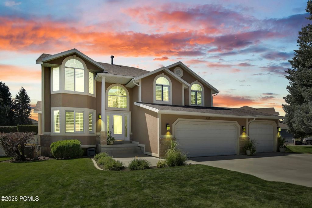 2057 Ryan Circle, Ogden