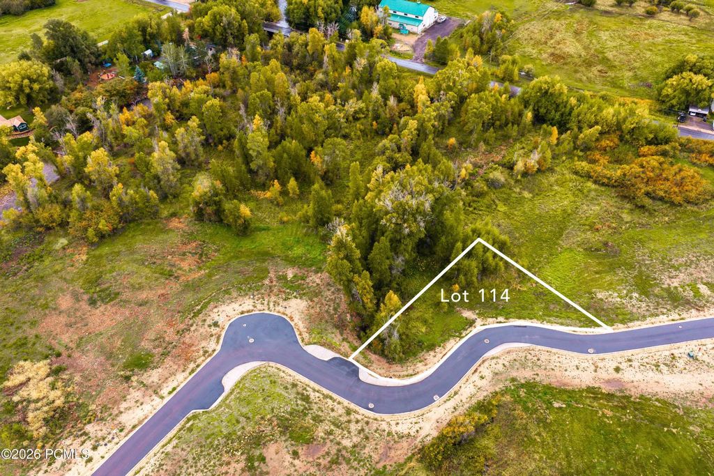 919 River Haven Rd 114, Oakley