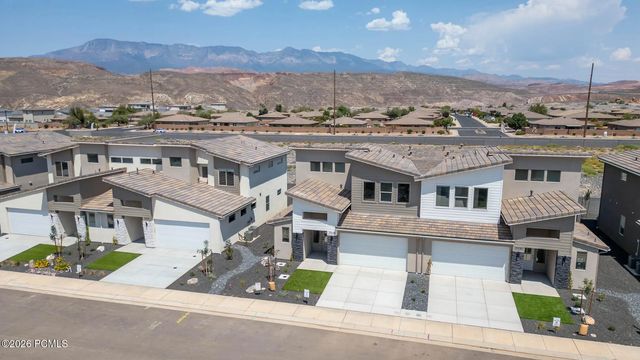 2948 W 570 North, Hurricane