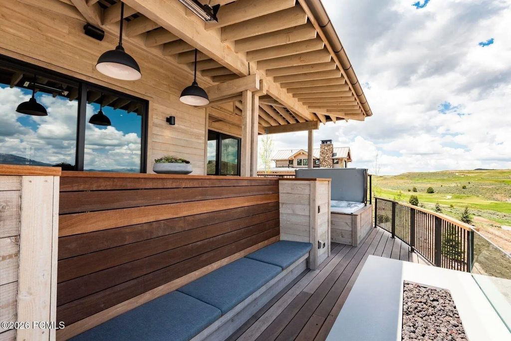 7398 E Moon Light Drive 324b, 2.2, Heber City