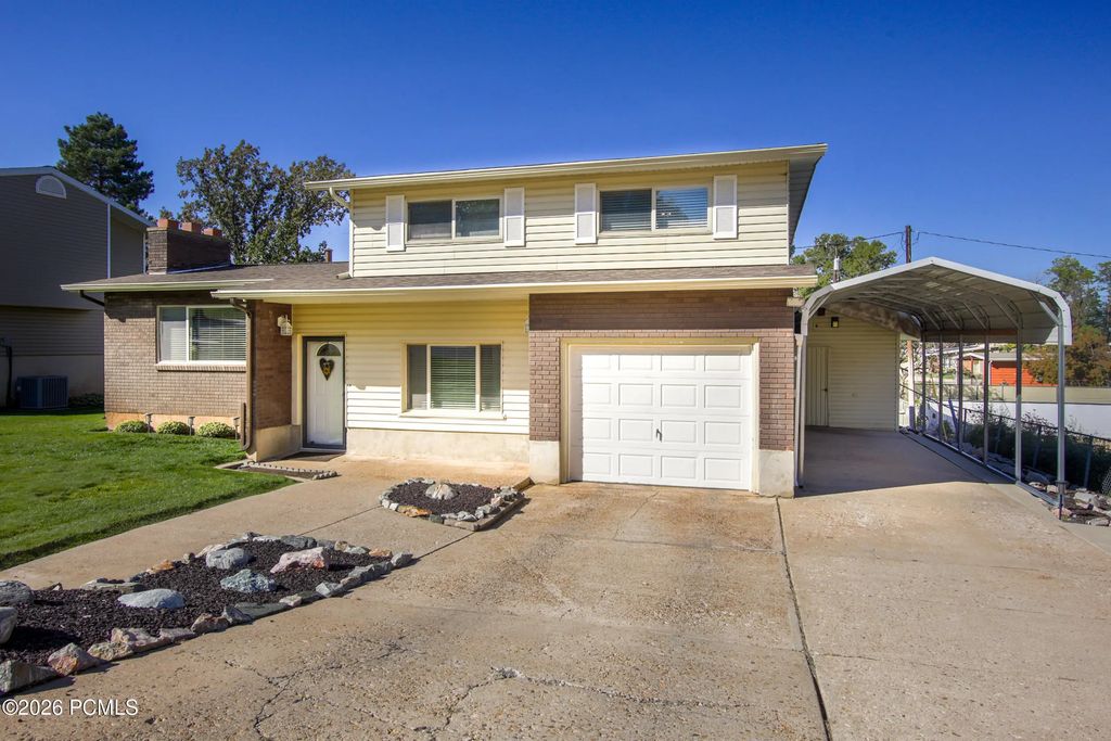 5467 S 825 E, Ogden