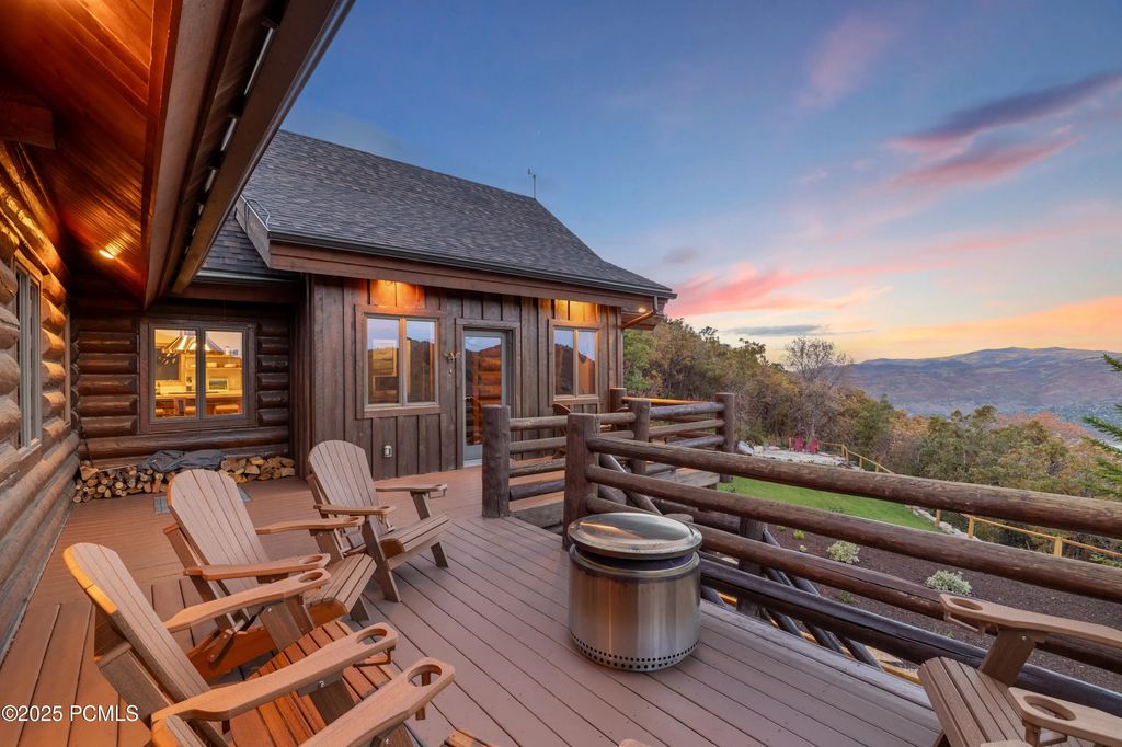 6874 Saddle Court, Park City