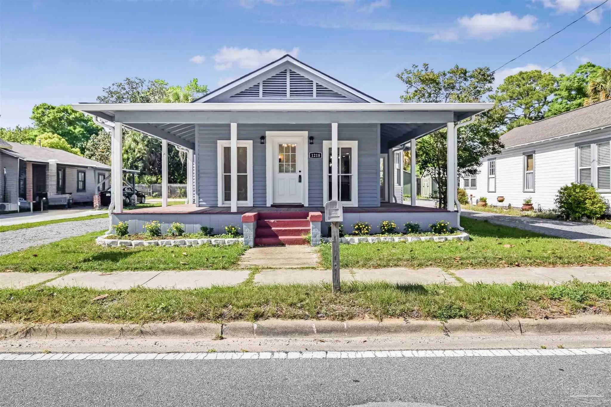 Photo of Listing #676342