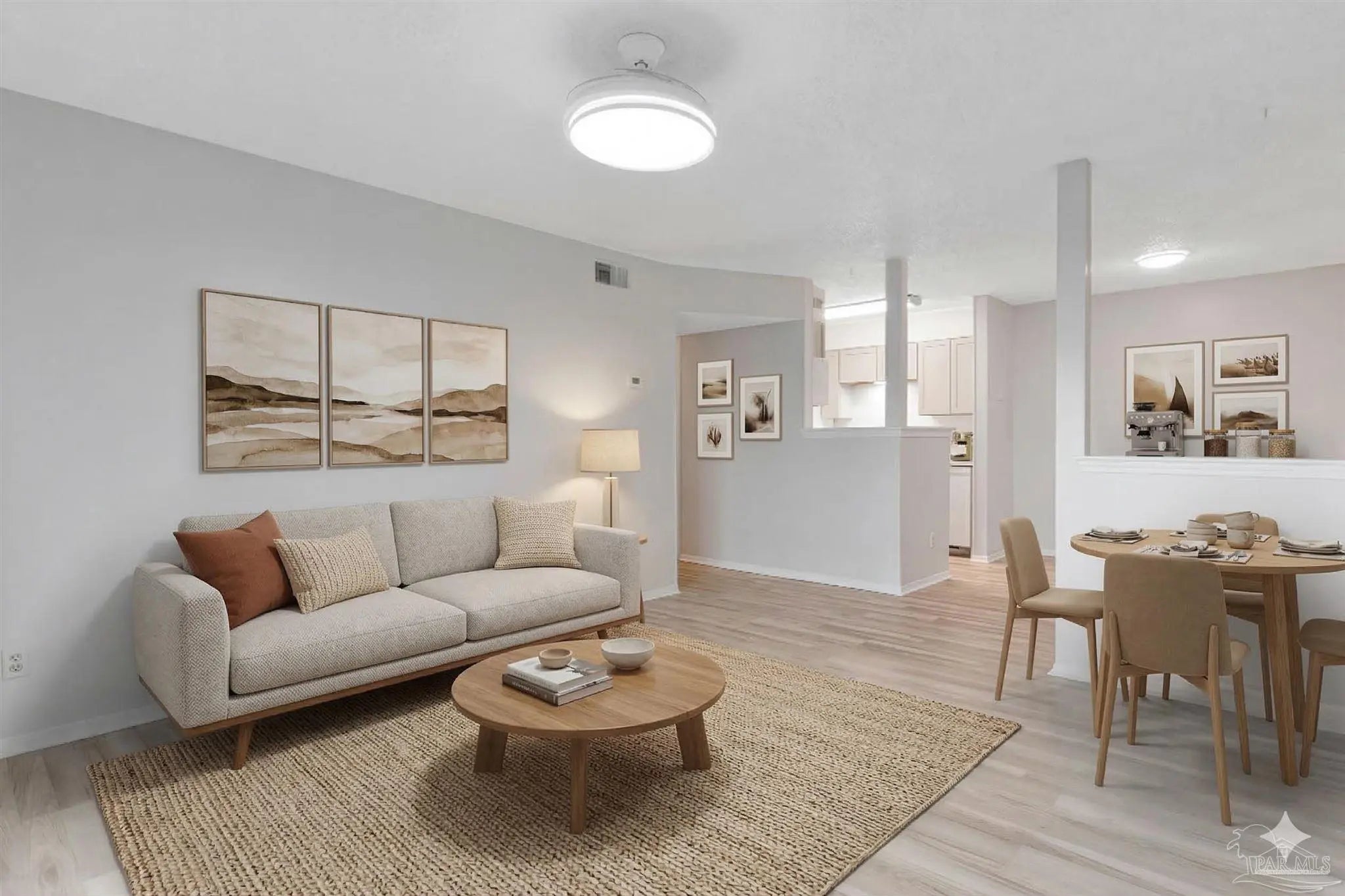 Photo of Listing #679026