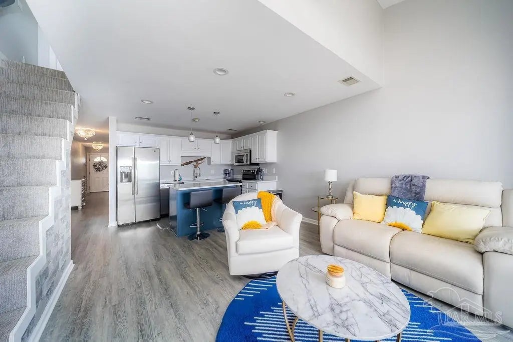 Photo of Listing #660137