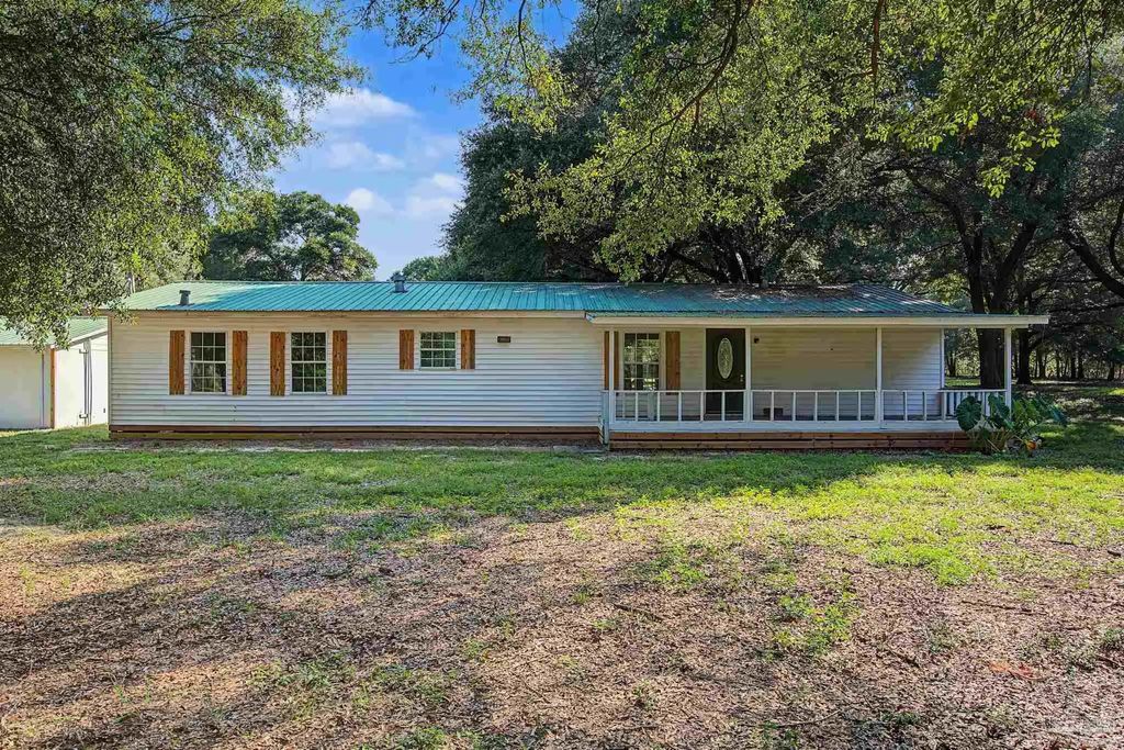 12400 Wildlife Rd, Holt
