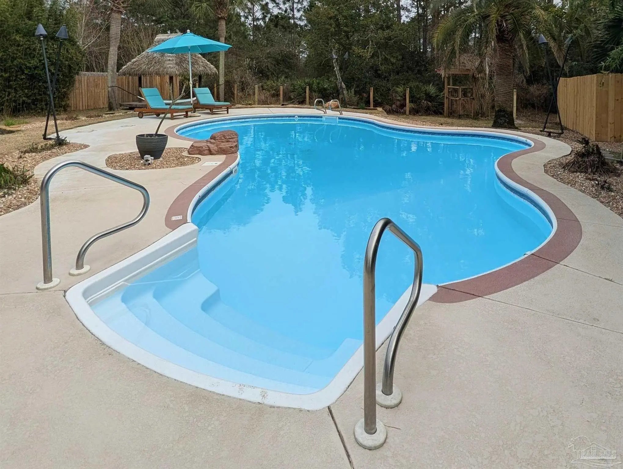 Photo of Listing #678906