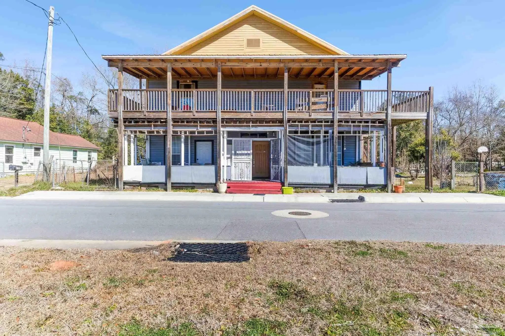 Photo of Listing #677387