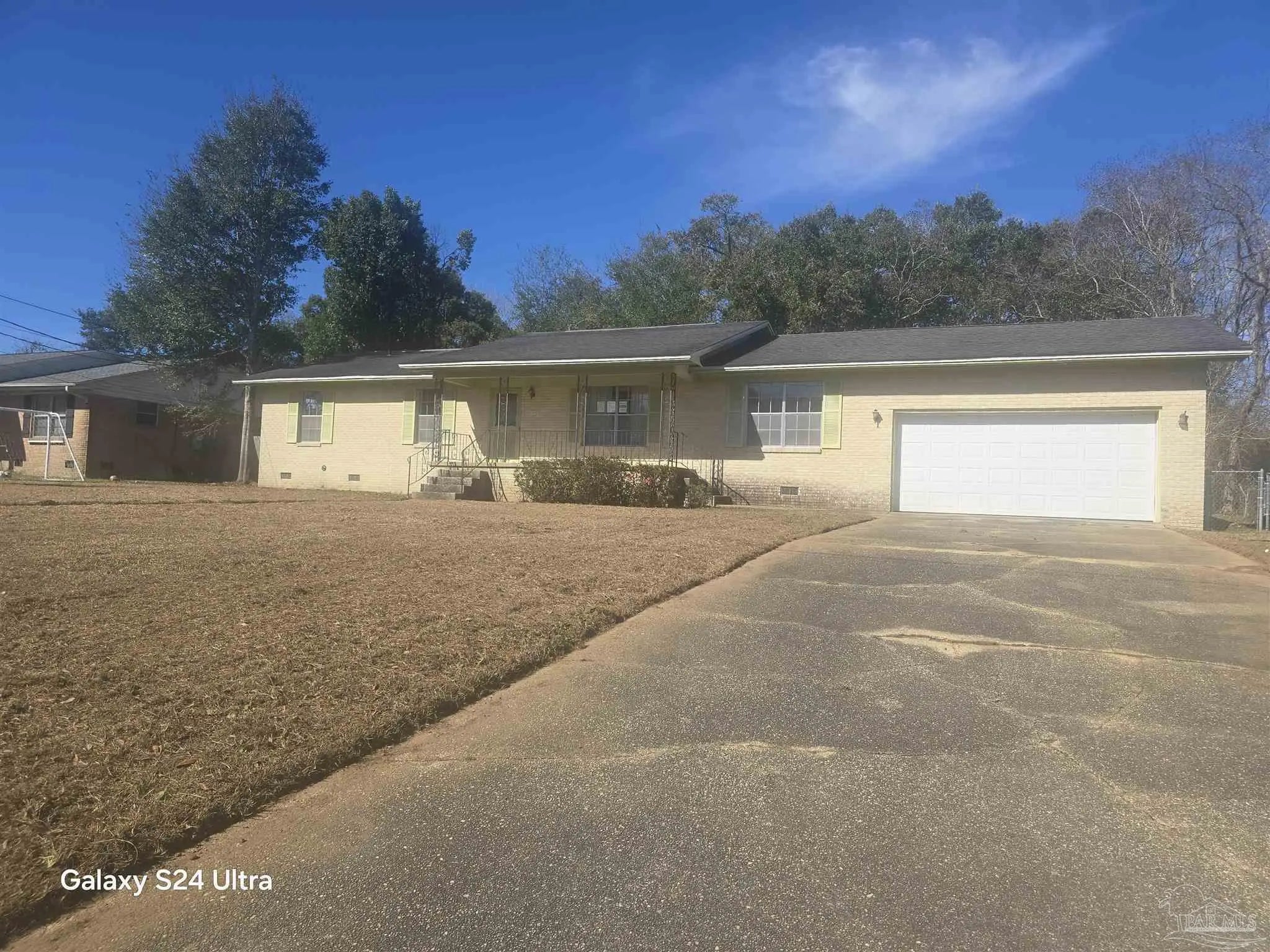 Photo of Listing #678444