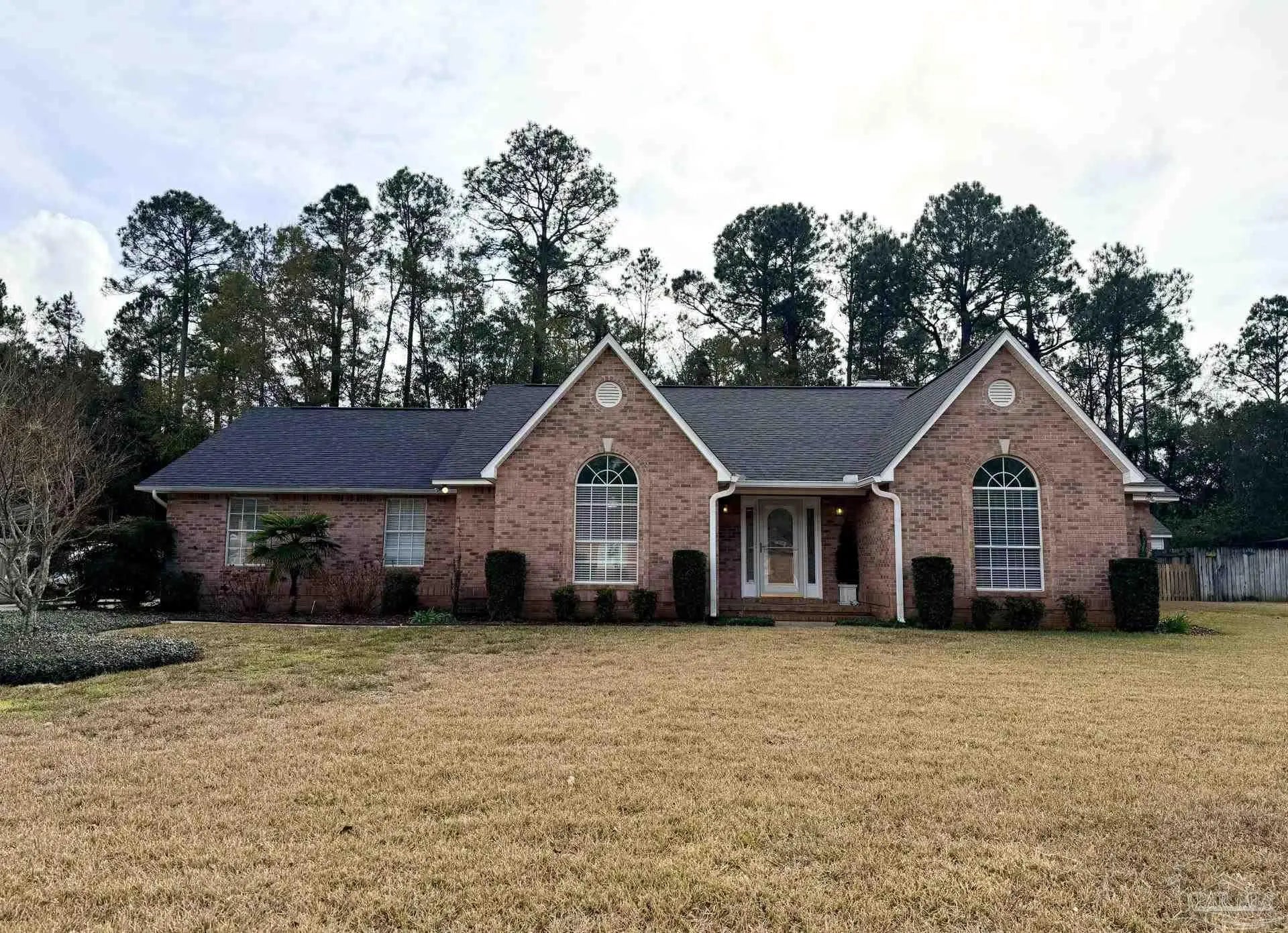 Photo of Listing #675792