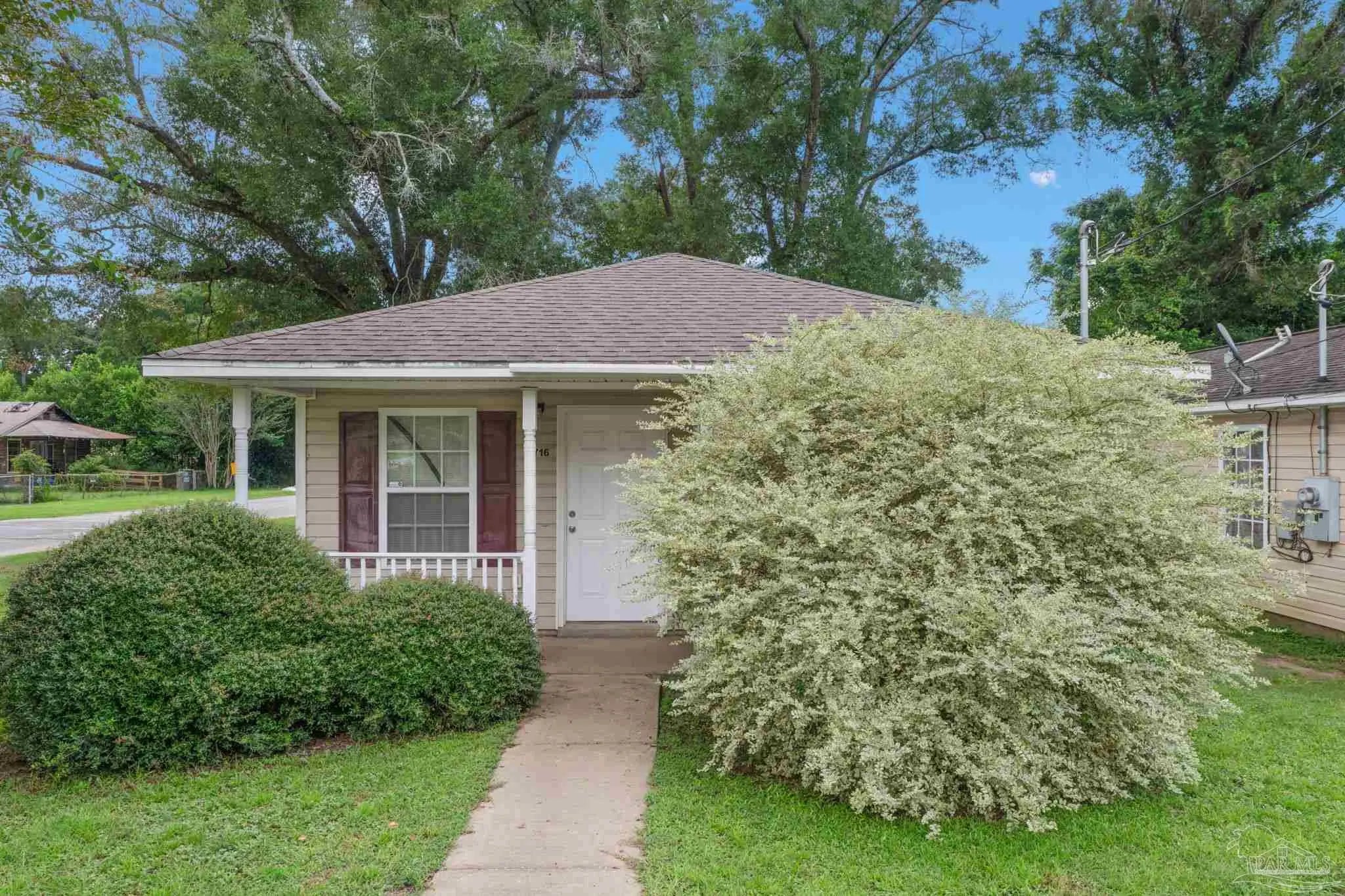 Photo of Listing #669196