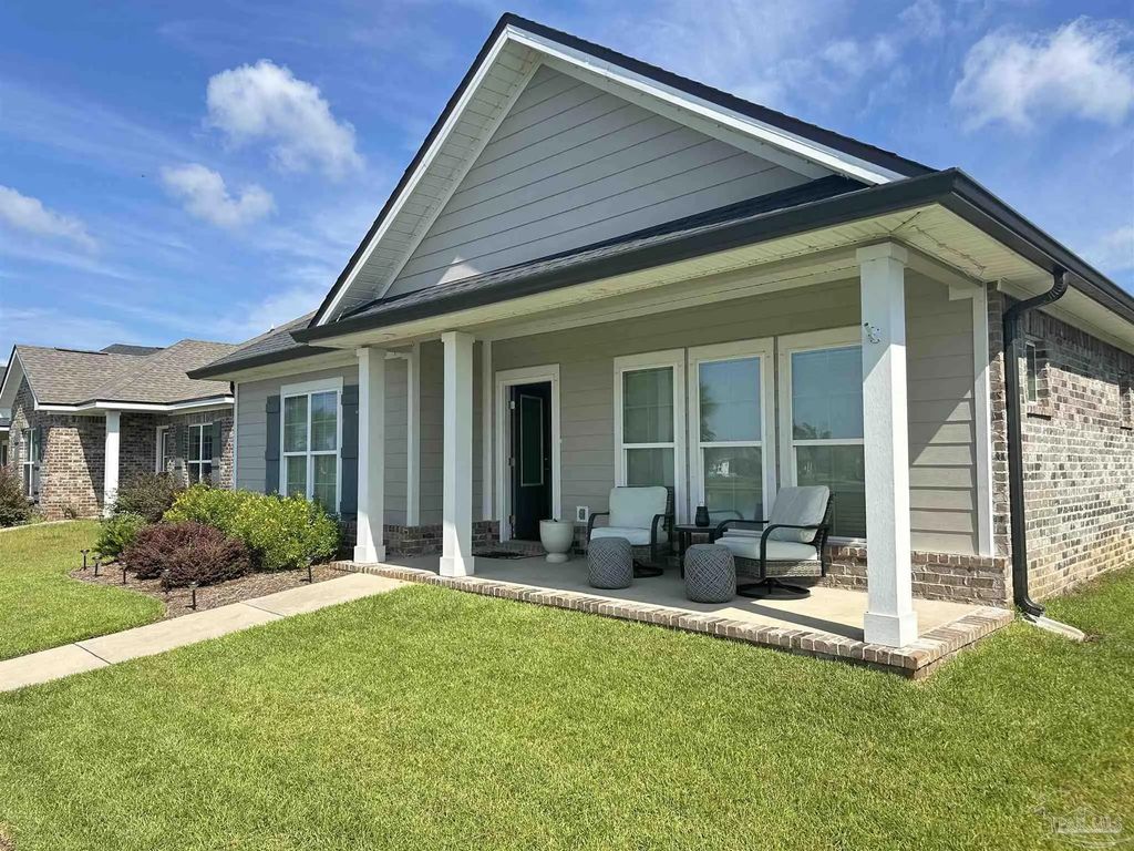 8967 Eureka St, Milton
