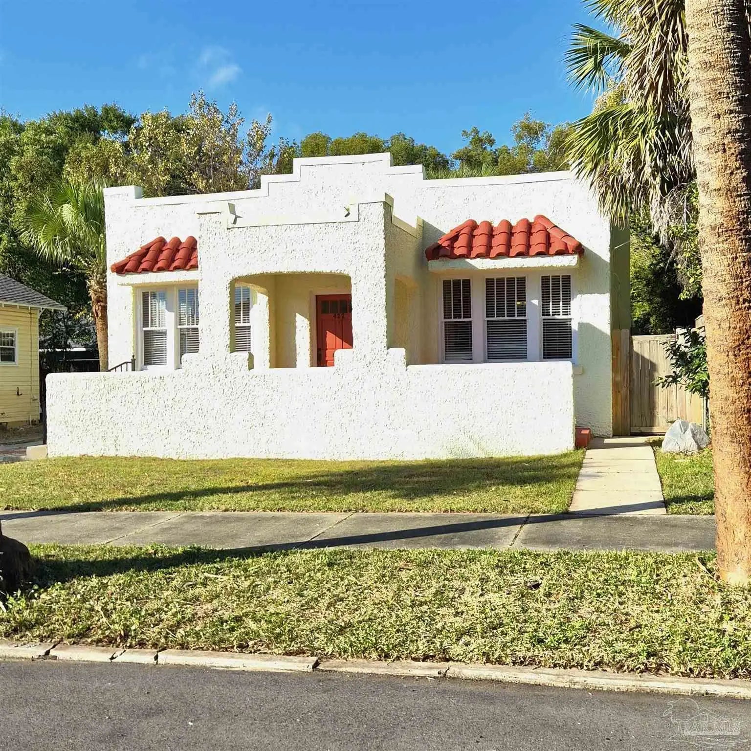 Photo of Listing #674029