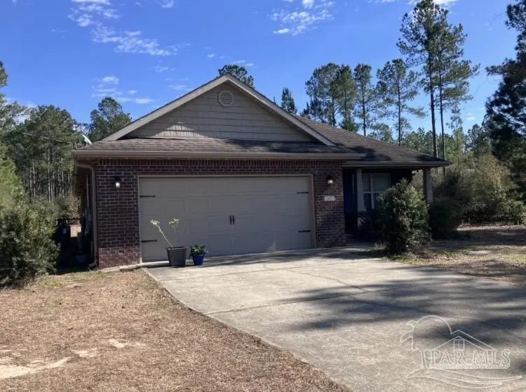 Photo of Listing #677527