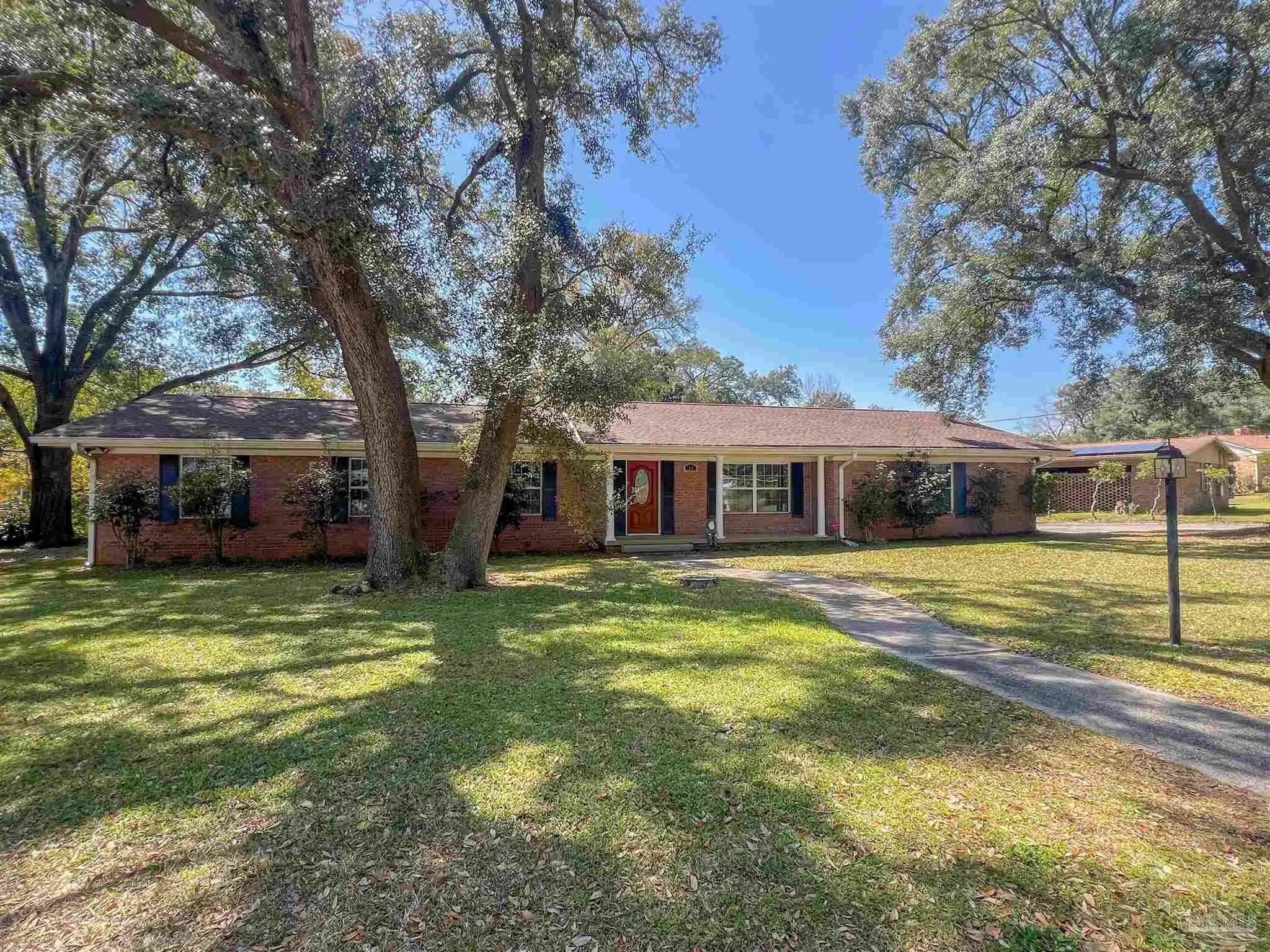 Photo of Listing #679000