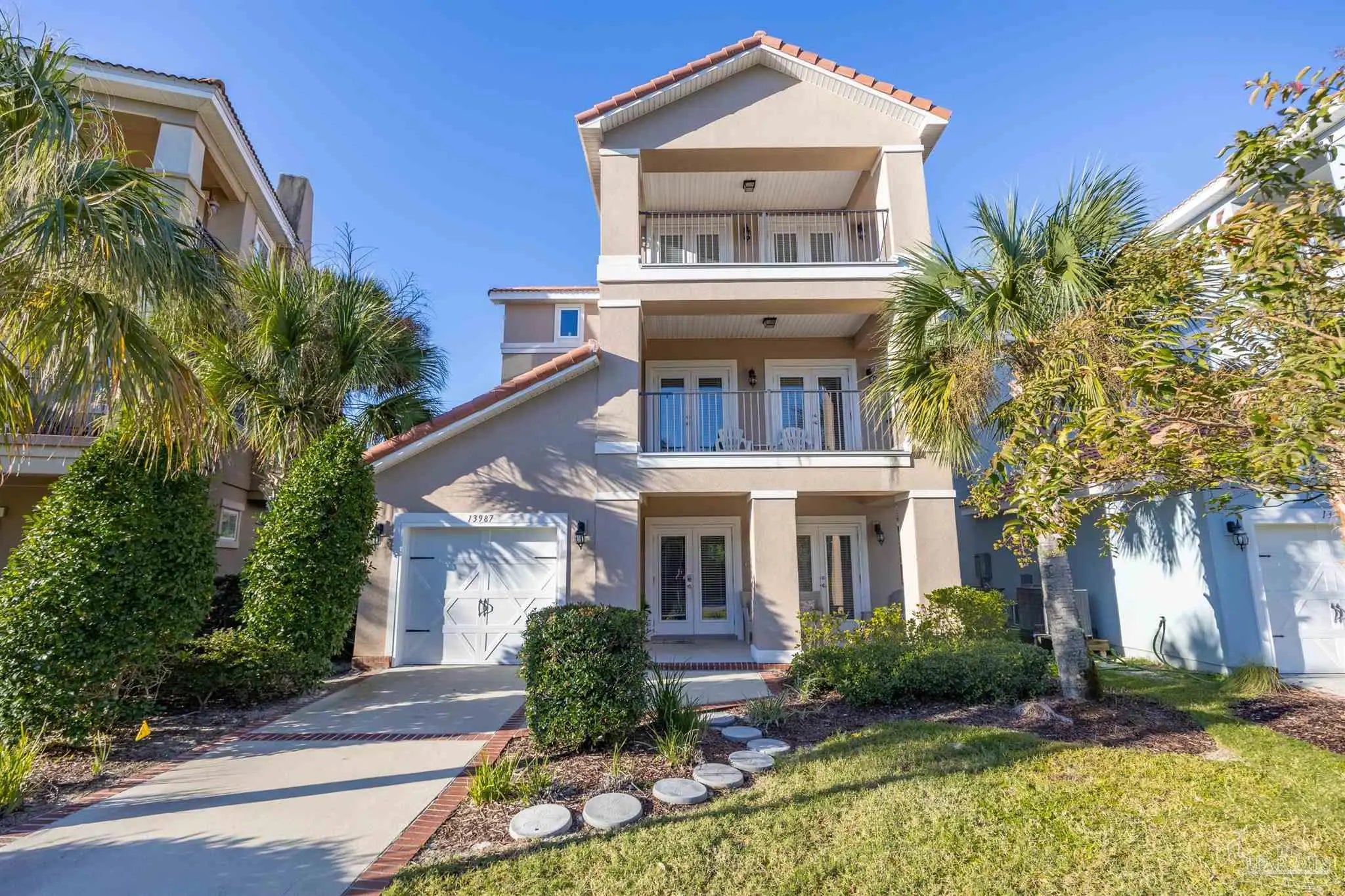 Photo of Listing #680258