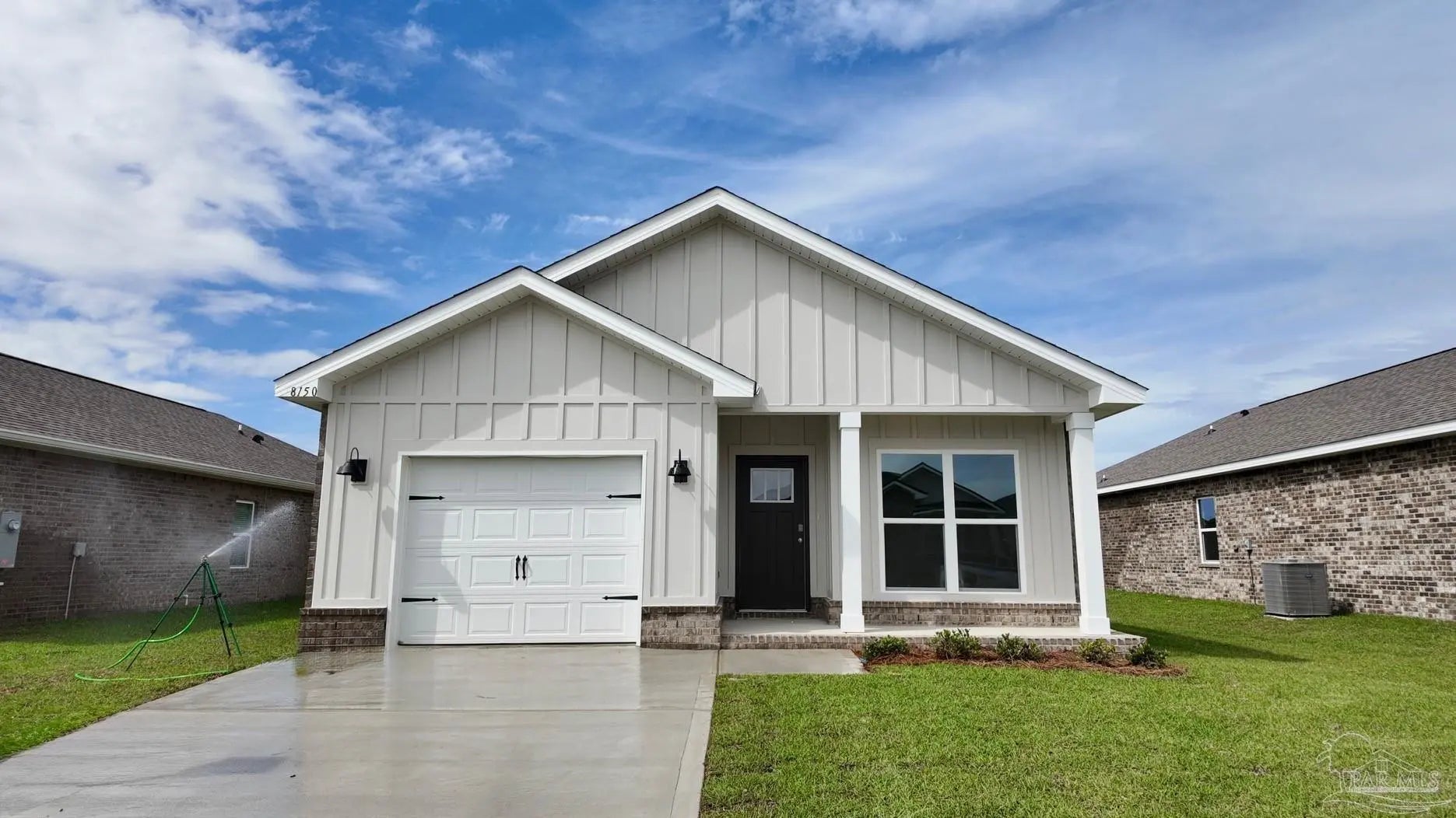 Photo of Listing #677134