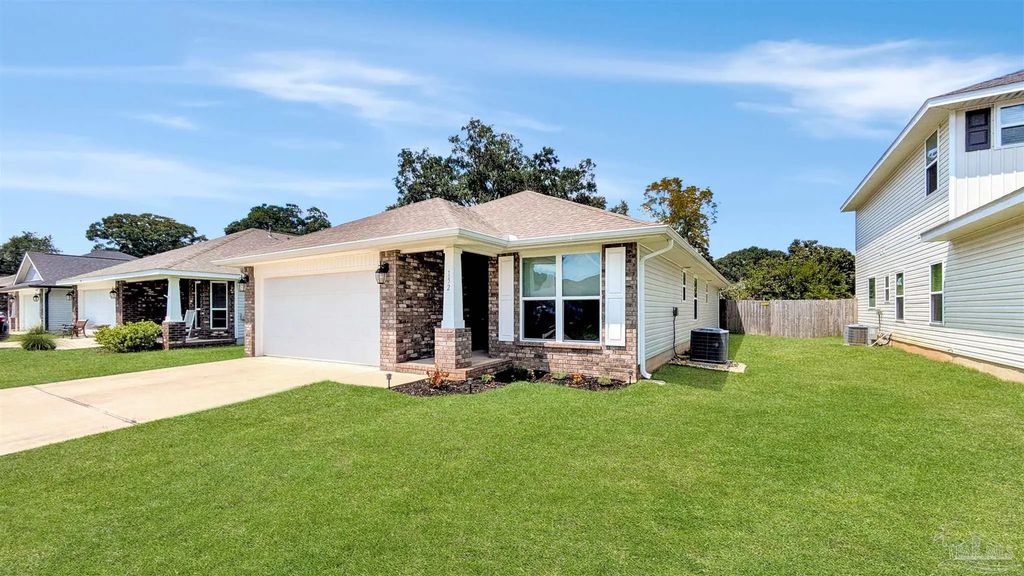 152 Polo Terrace, Pensacola