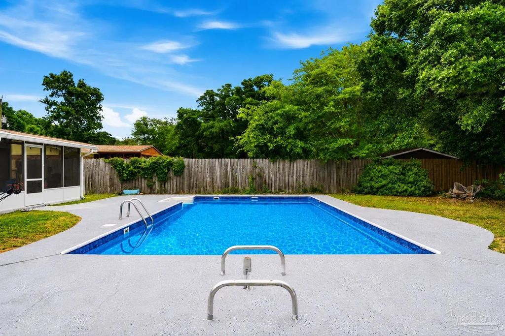 2623 Green Bay Ave, Pensacola