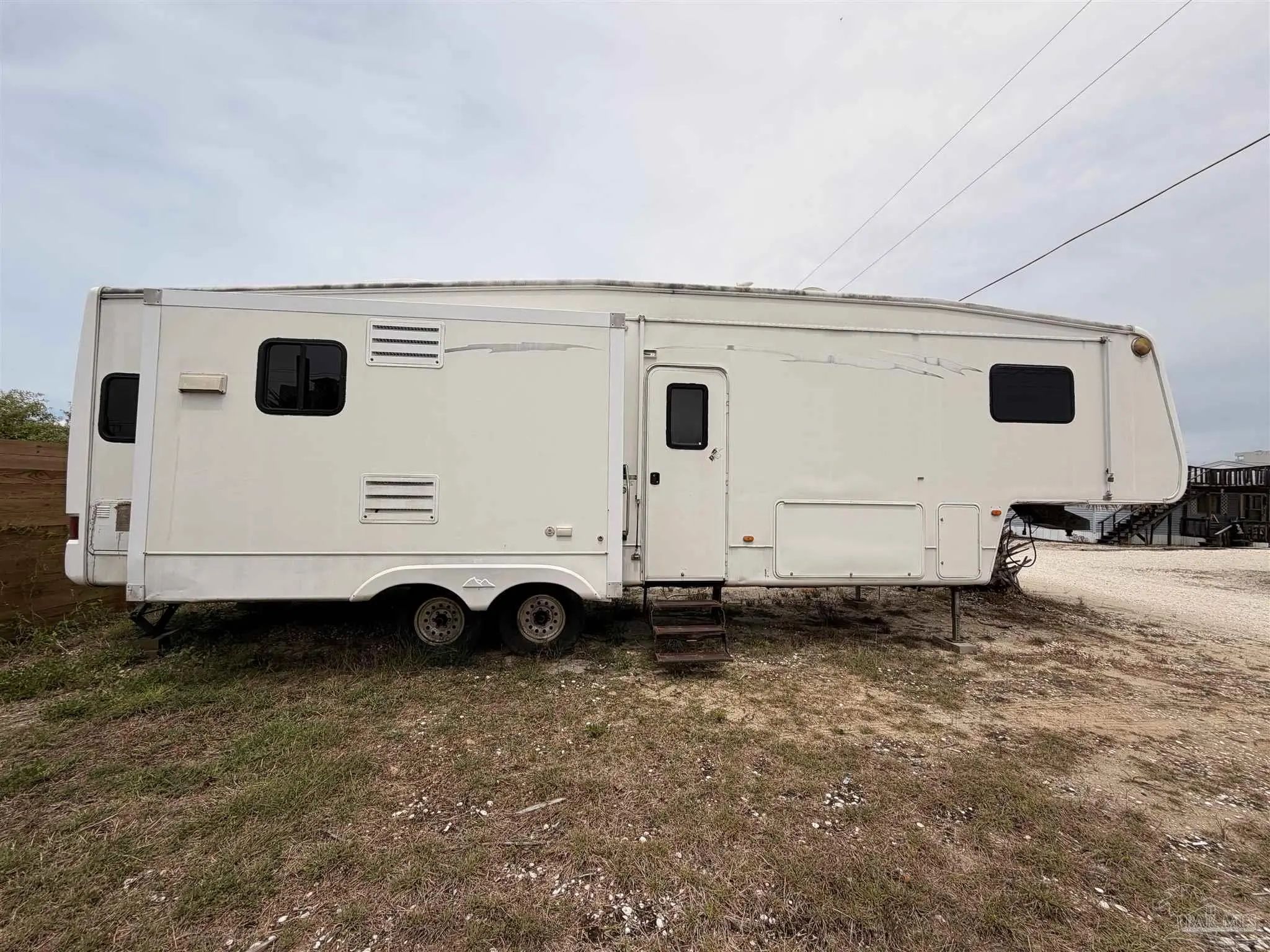 Photo of Listing #688412
