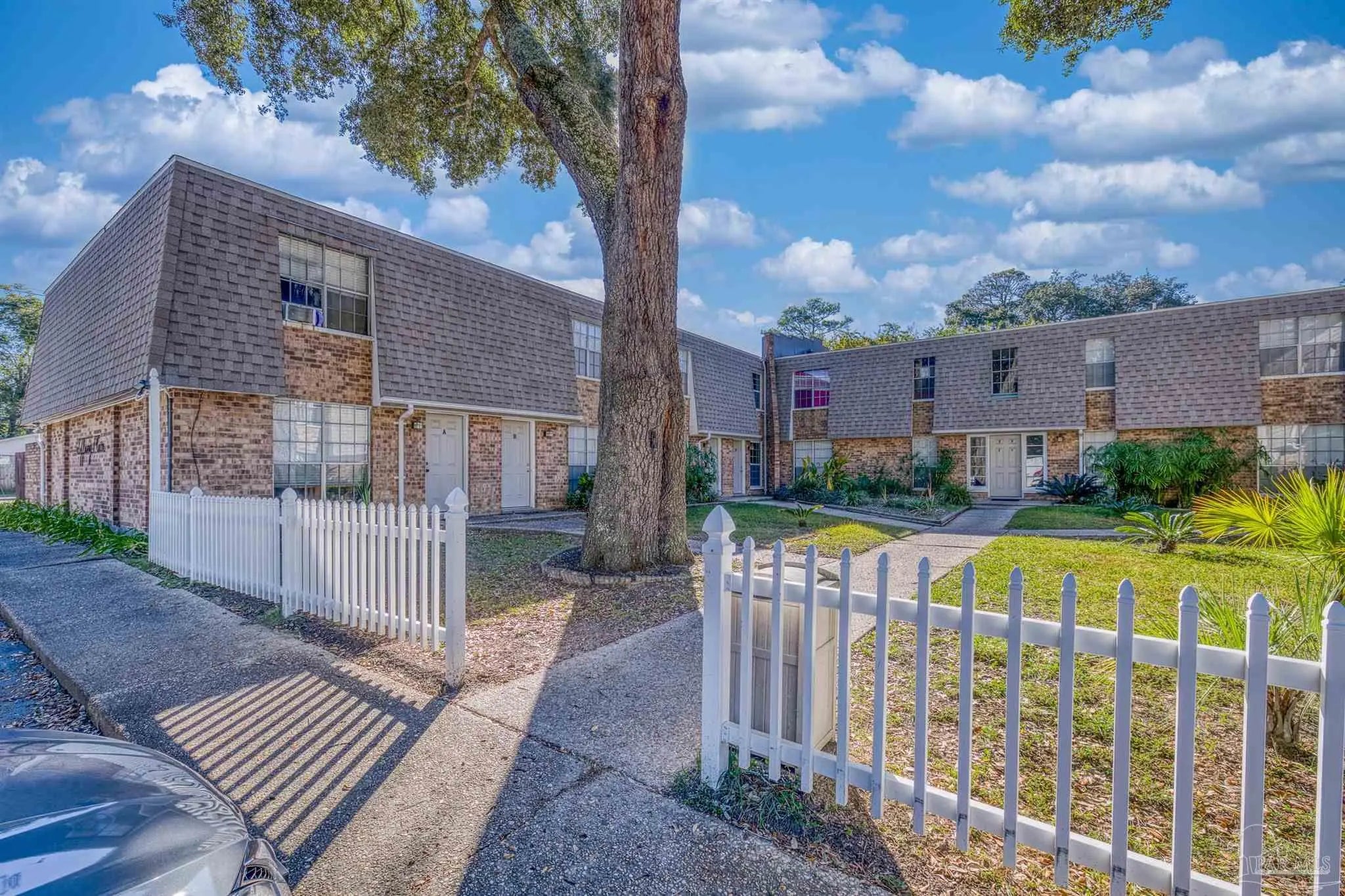 Photo of Listing #673171