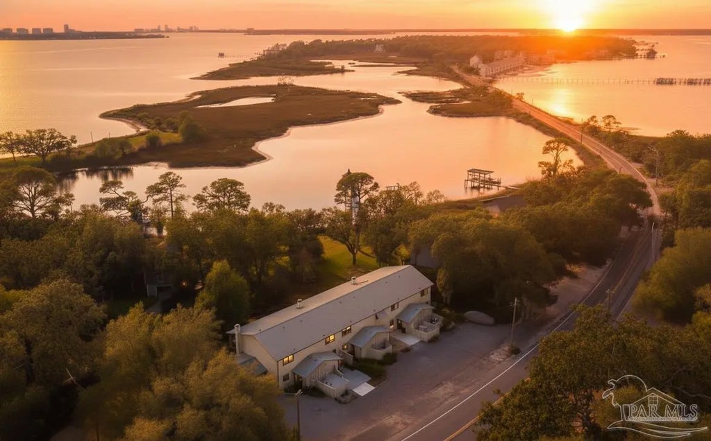 15009 Innerarity Pt Rd, Pensacola