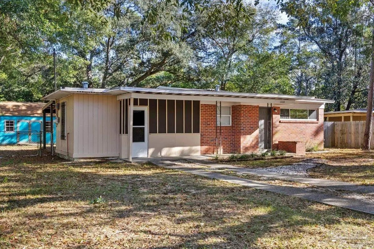 Photo of Listing #675523