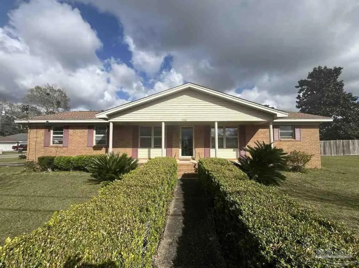 Photo of Listing #679453