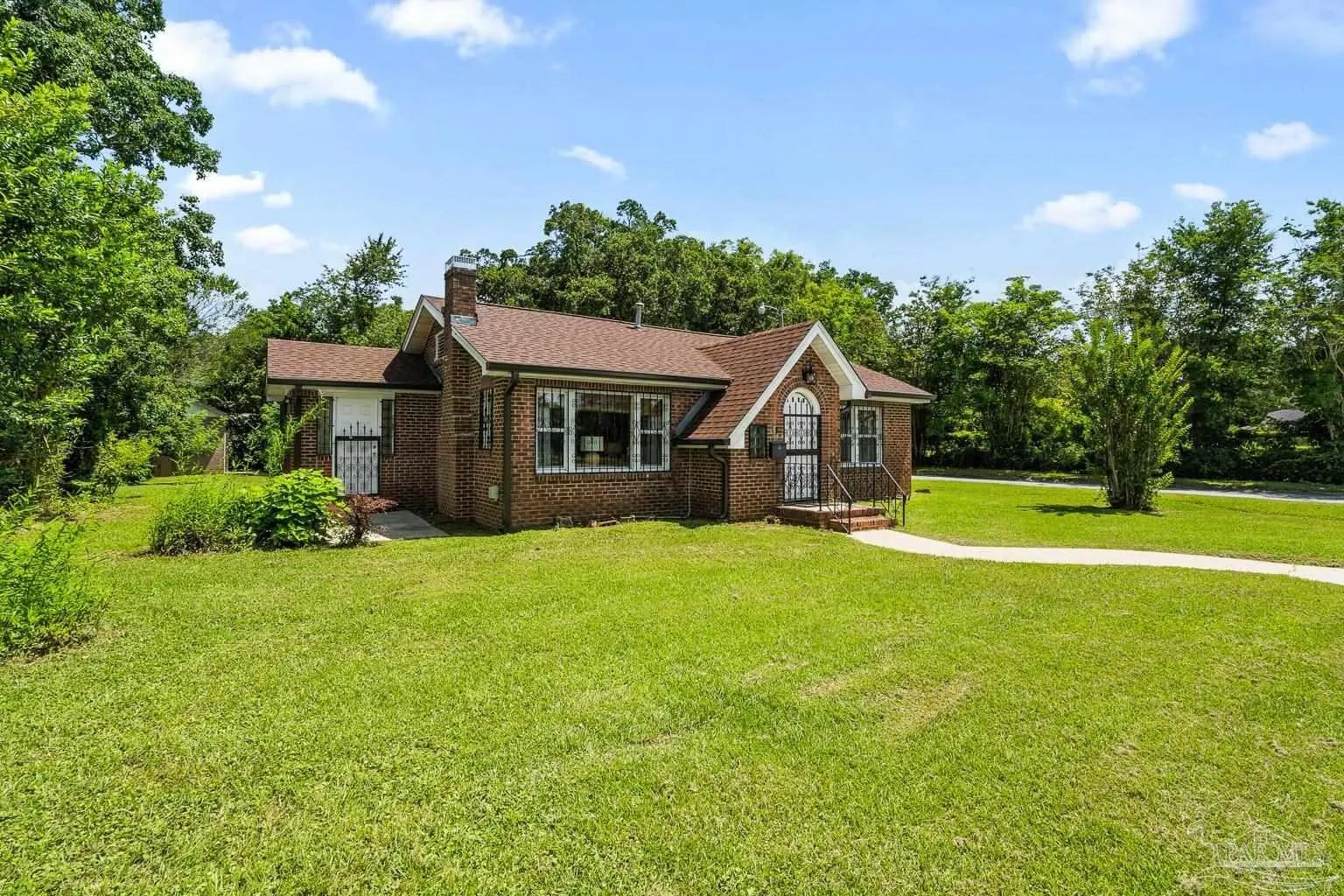 Photo of Listing #680606