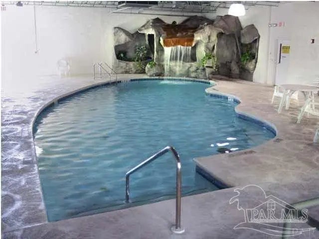 Photo of Listing #675900