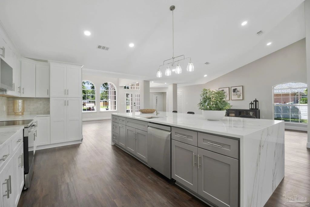 116 Mt Pilot St, Cantonment