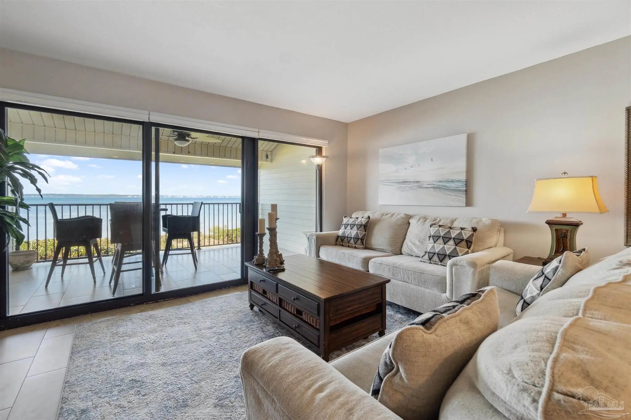 Photo of Listing #660914