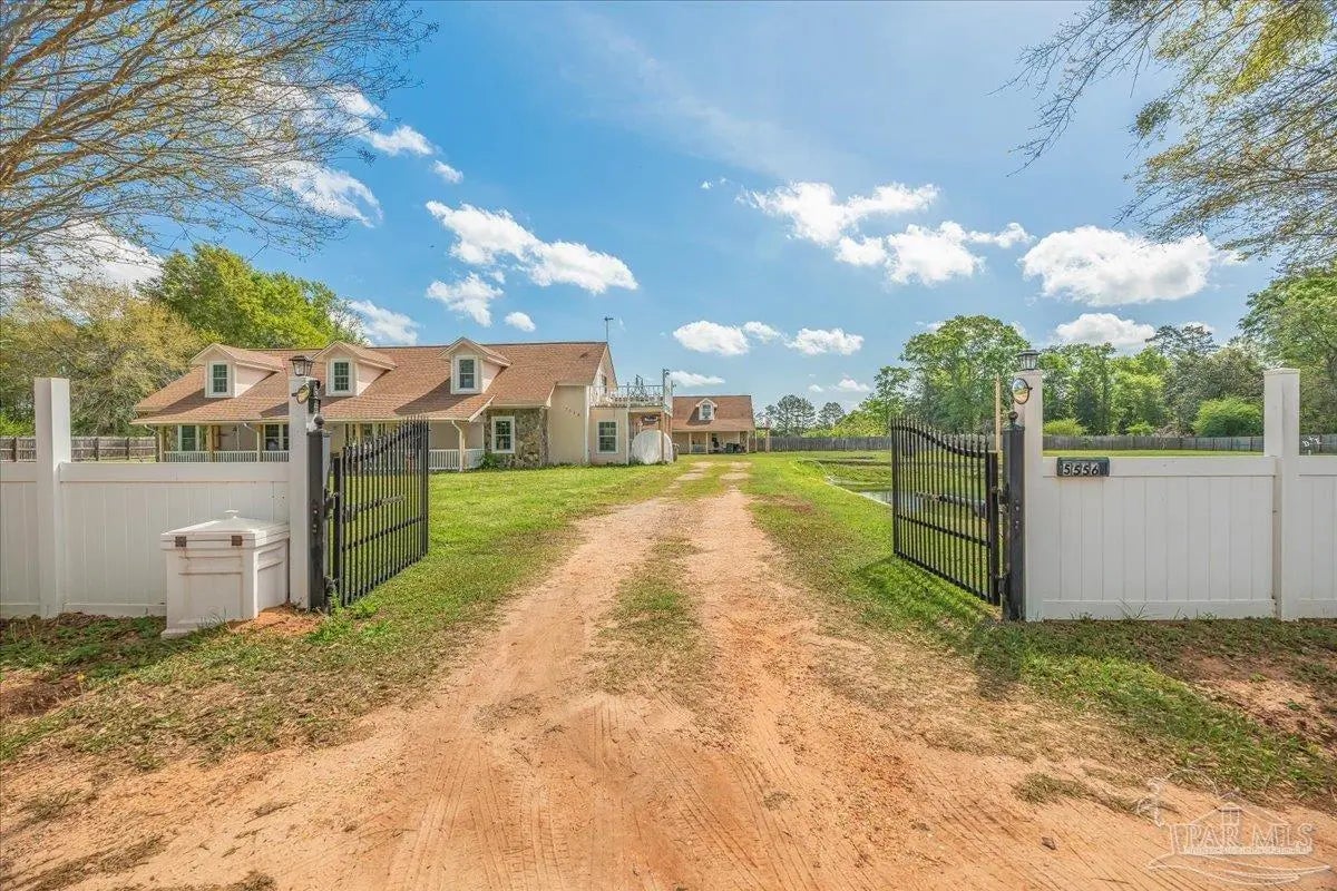 Photo of Listing #680530