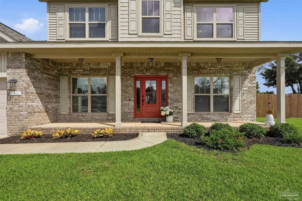 8566 Holley Hills Cir, Navarre