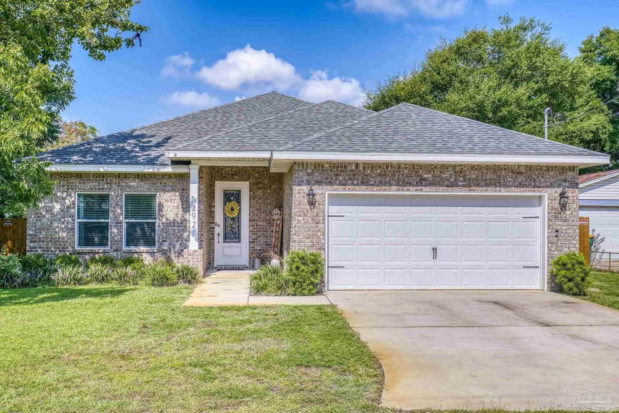 Photo of Listing #670076