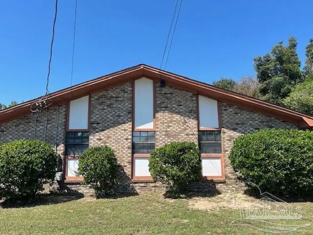 1267 Redwood Ln #a,b,c, Gulf Breeze