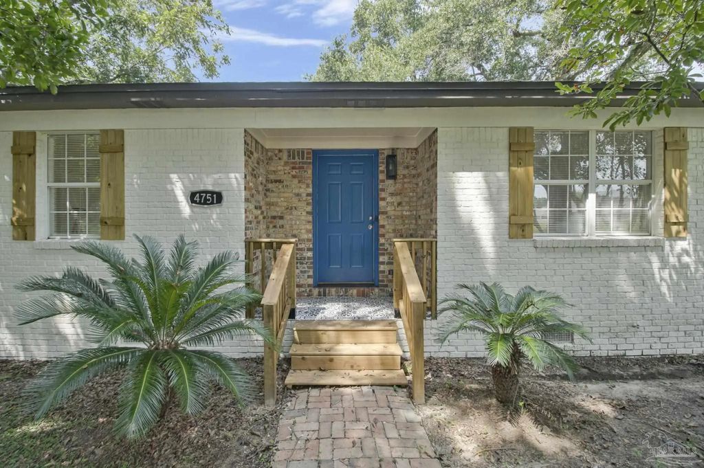 4751 W Spencer Field Rd, Pace