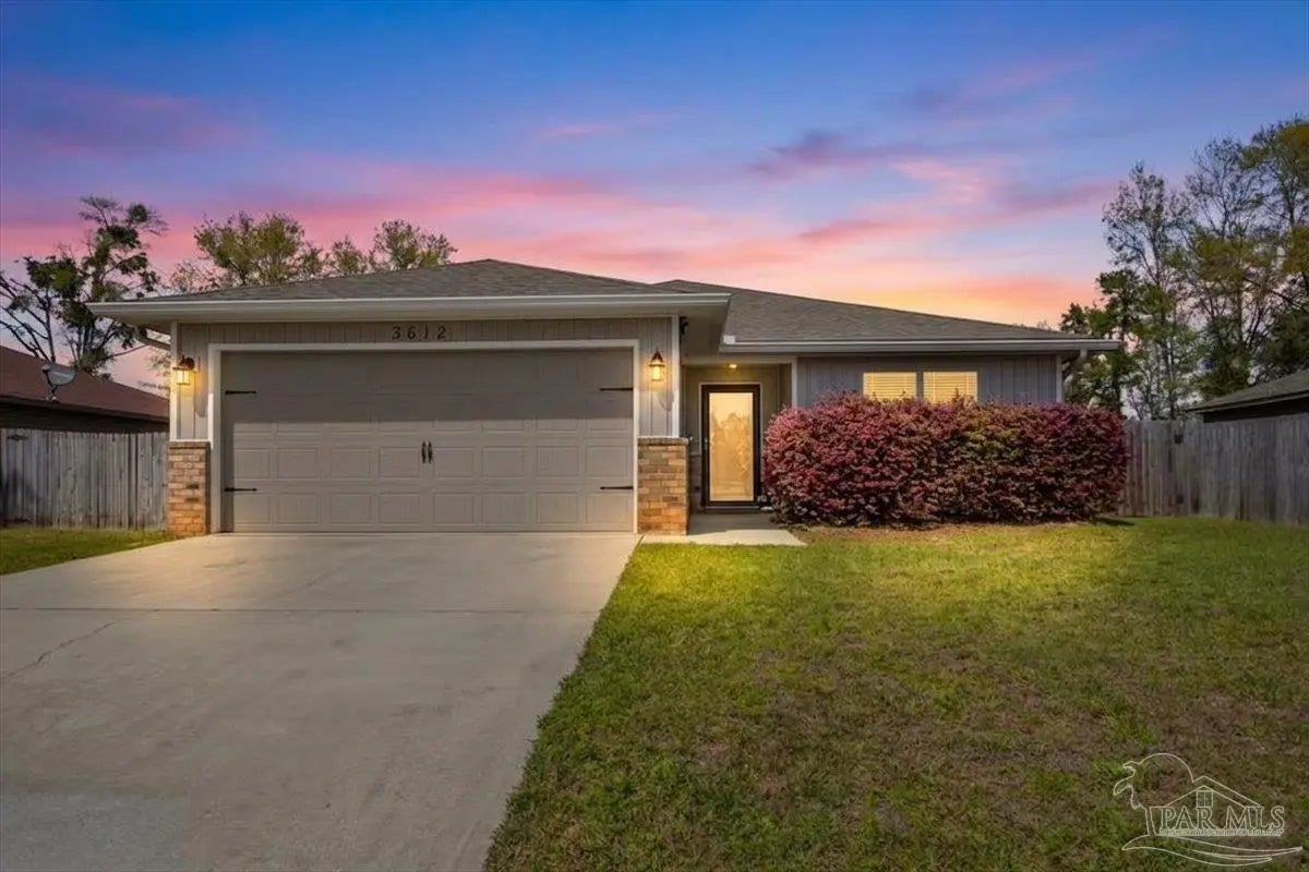 Photo of Listing #679506