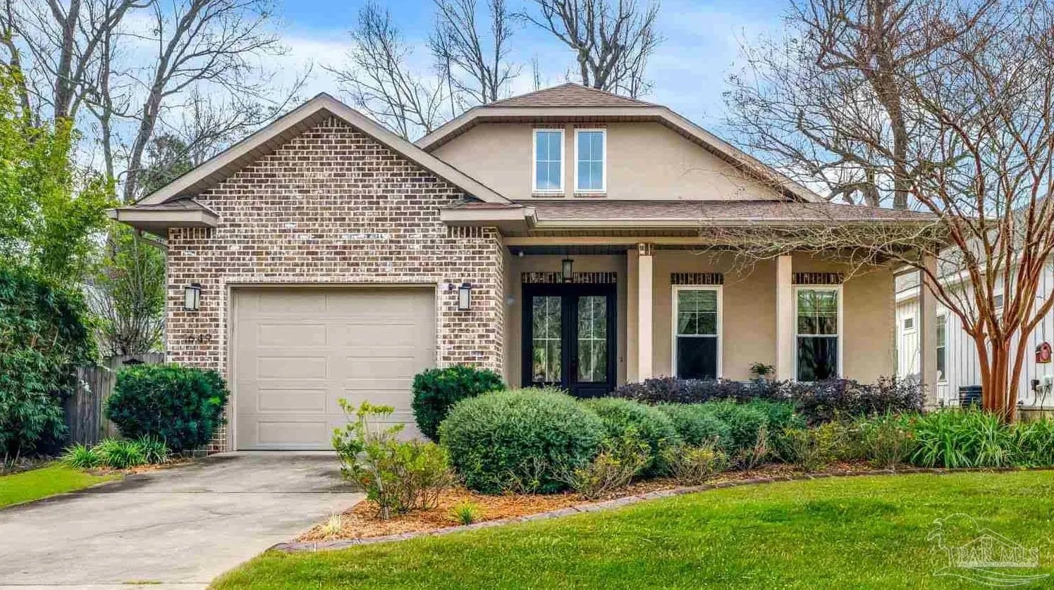 Photo of Listing #676632