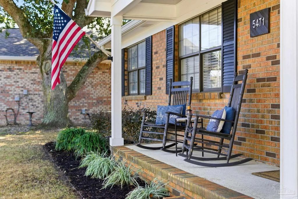 5471 Bonanza Dr, Gulf Breeze
