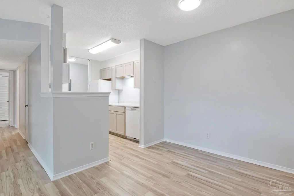 2303 Michigan, Pensacola