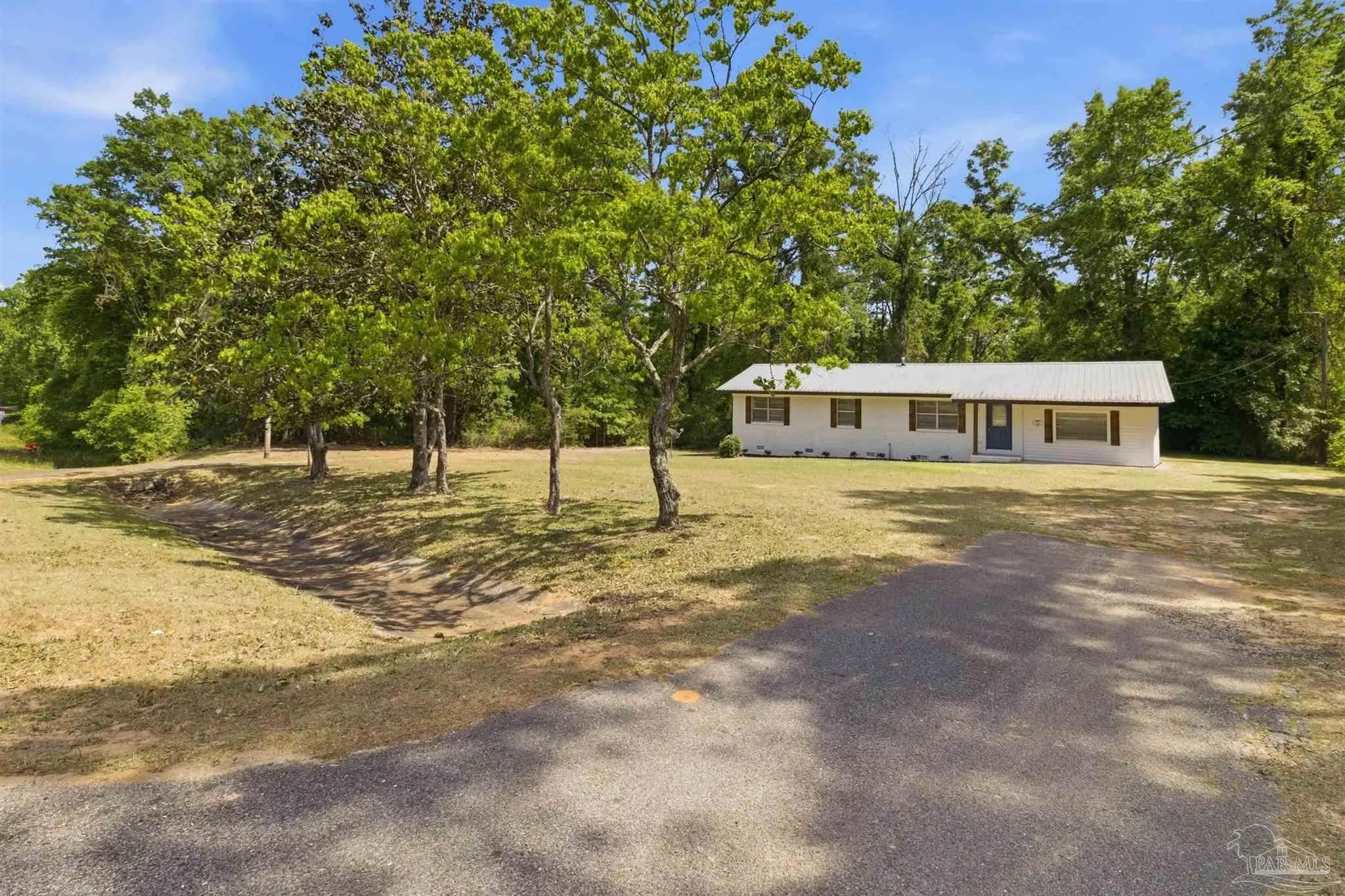 Photo of Listing #681200