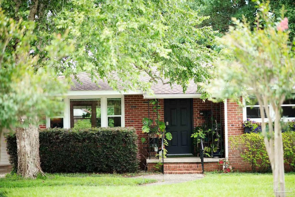 413 W Brainerd St, Pensacola