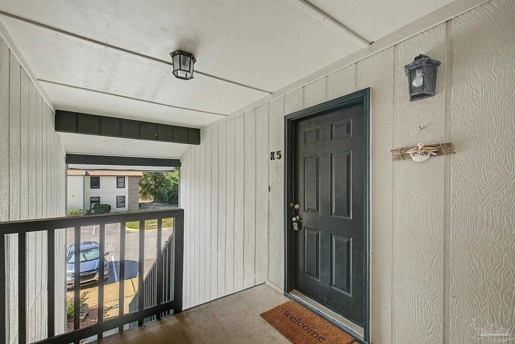 2299 Scenic Hwy #k5, Pensacola