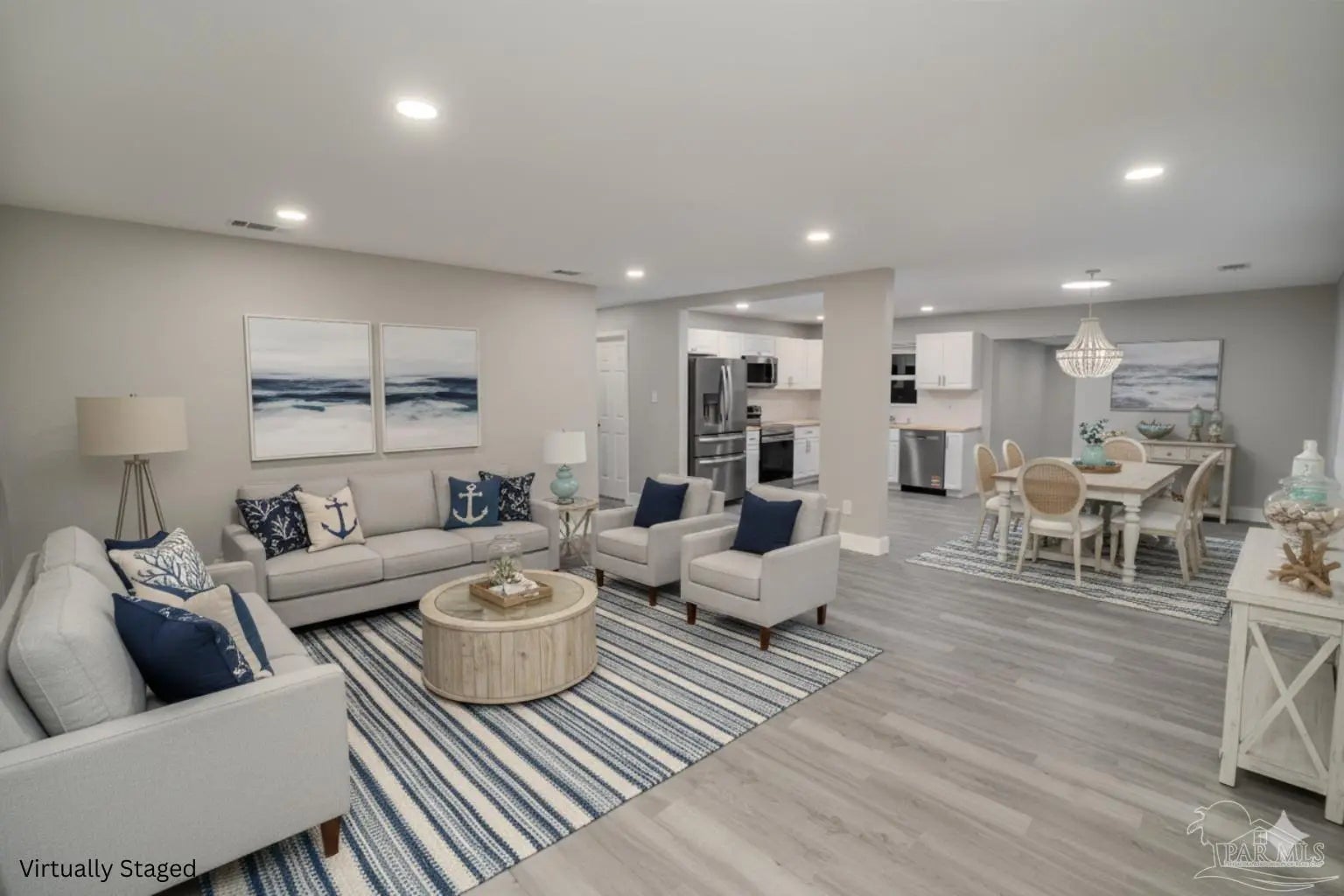 Photo of Listing #678297