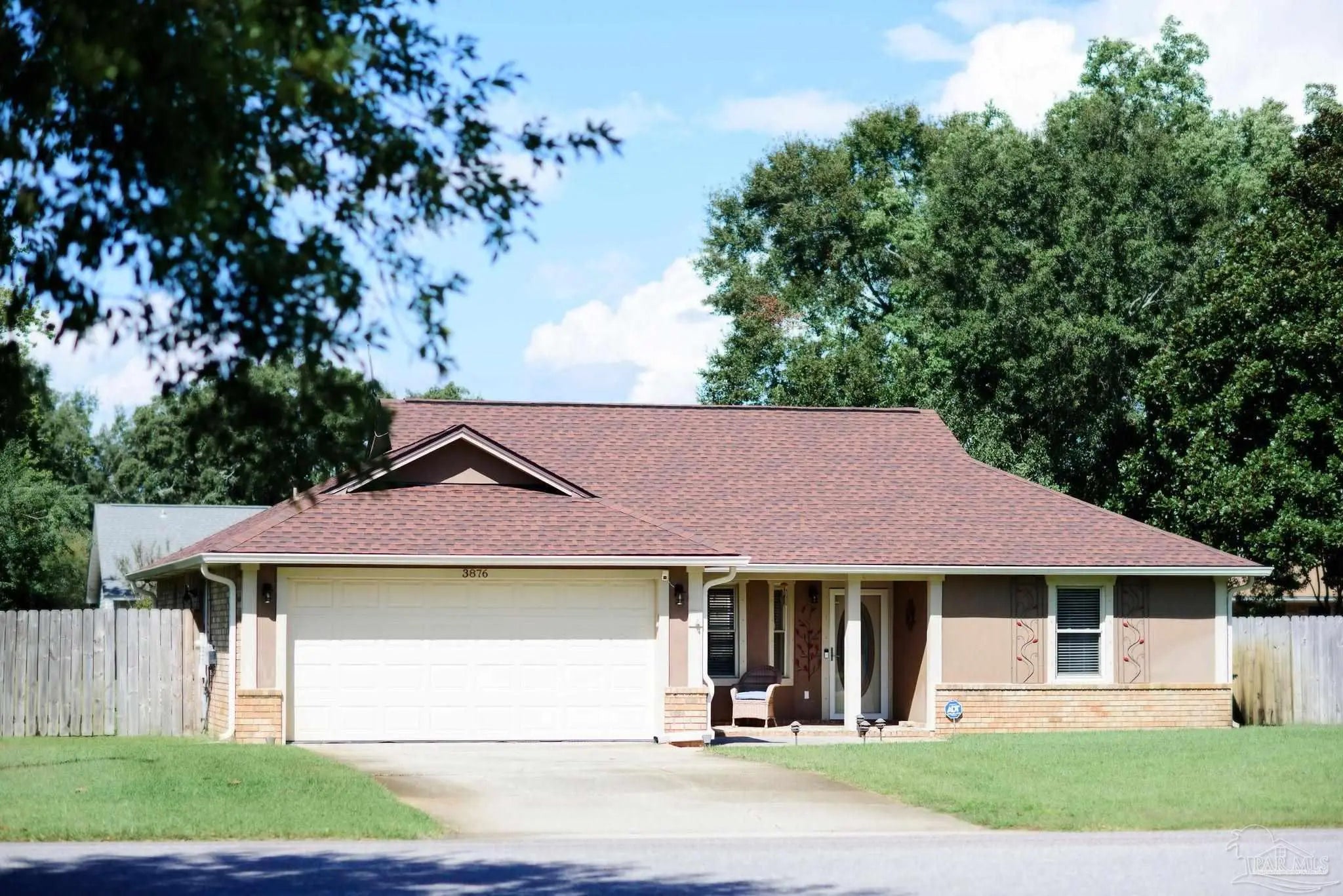 Photo of Listing #670835