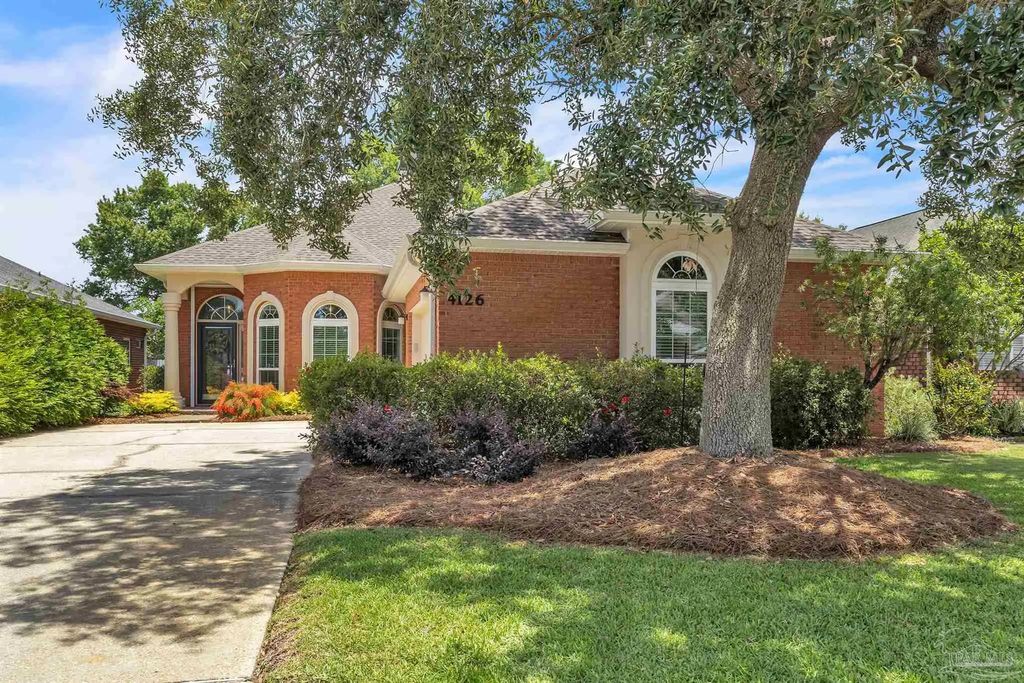 4126 Oak Pointe Dr, Gulf Breeze
