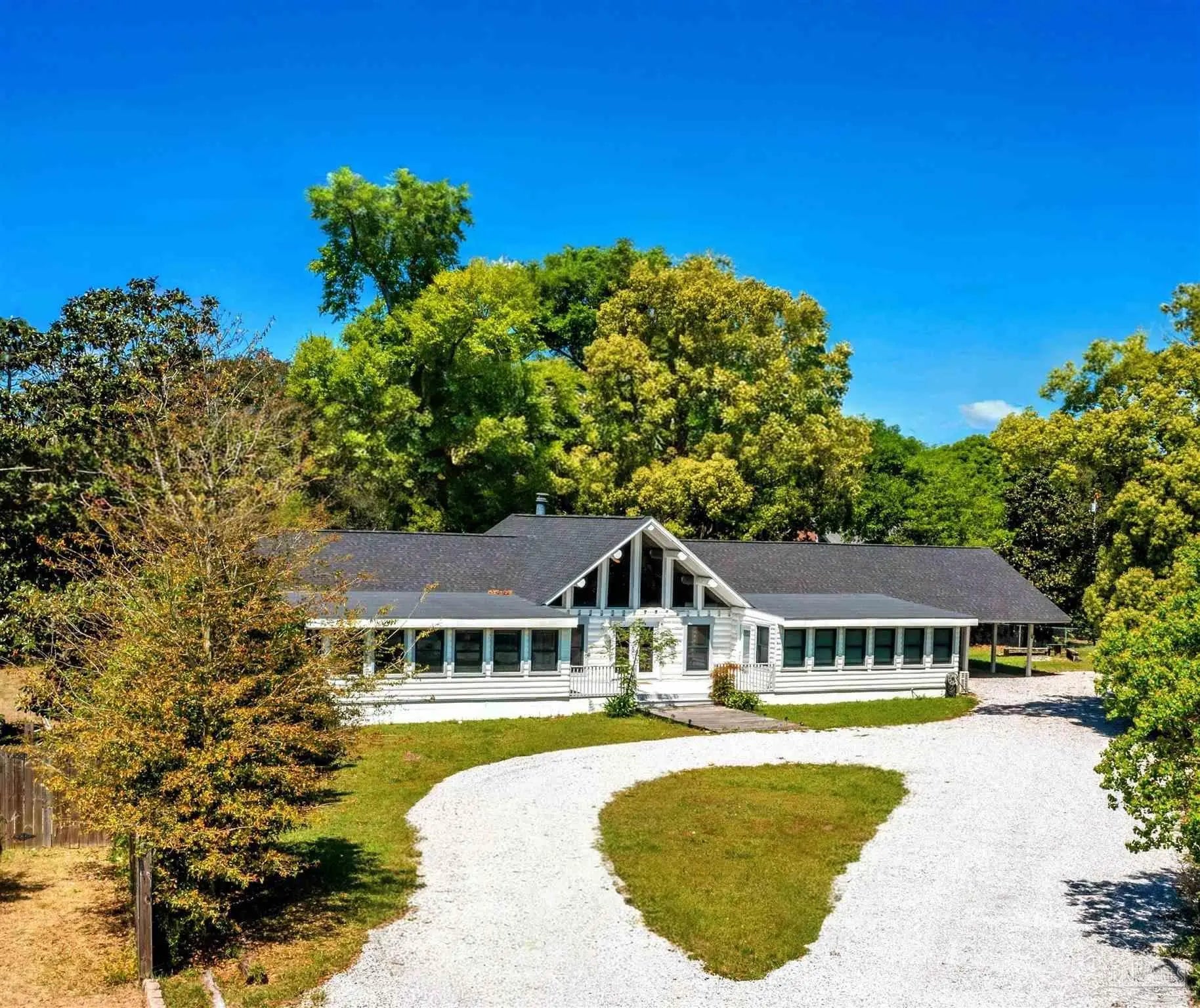 Photo of Listing #680805