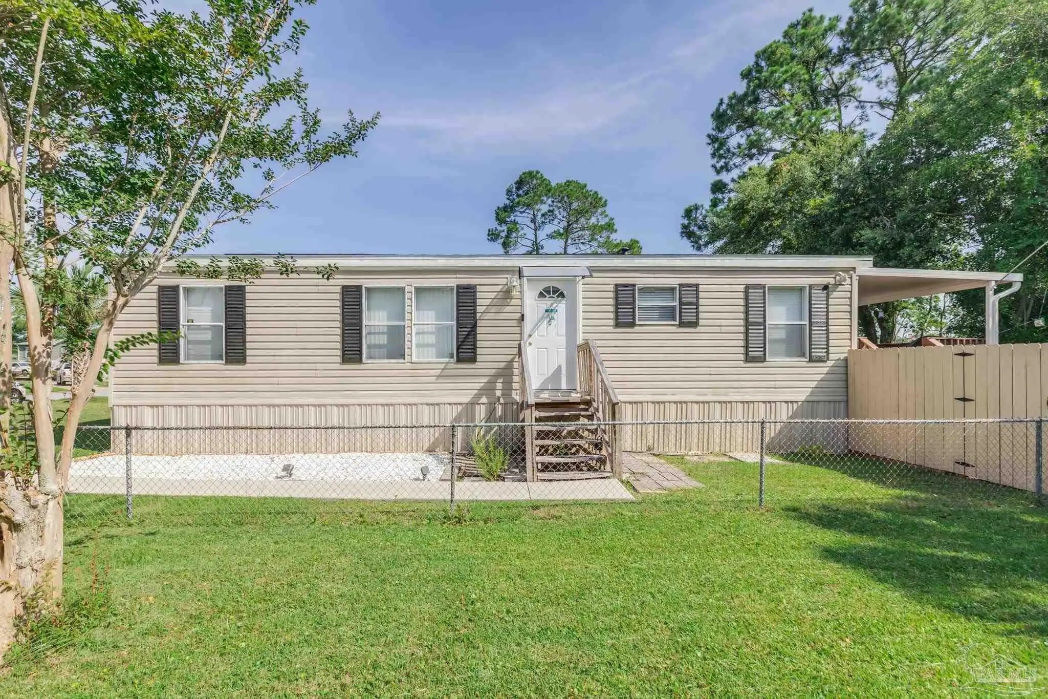 Photo of Listing #667488