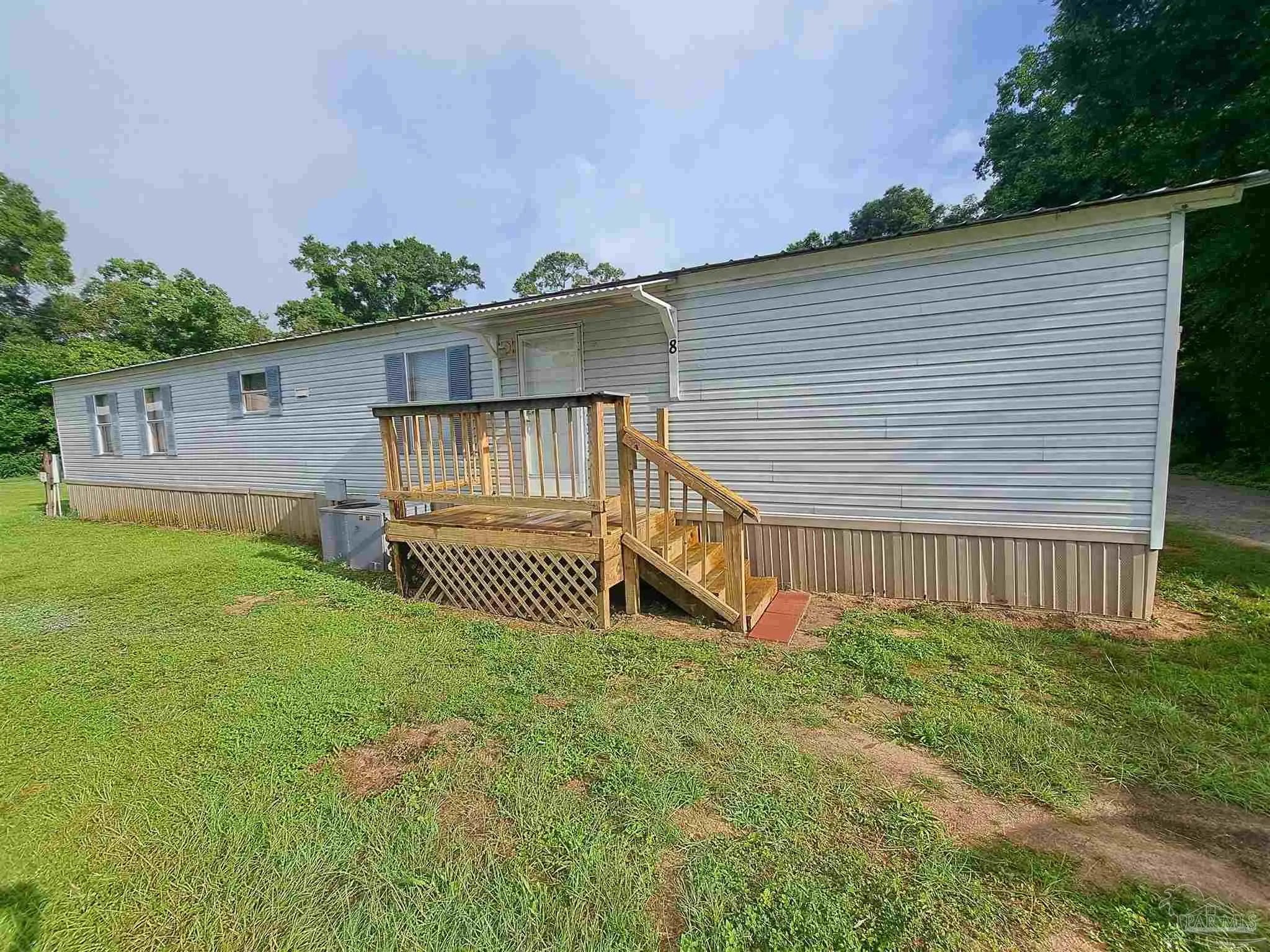 Photo of Listing #675778